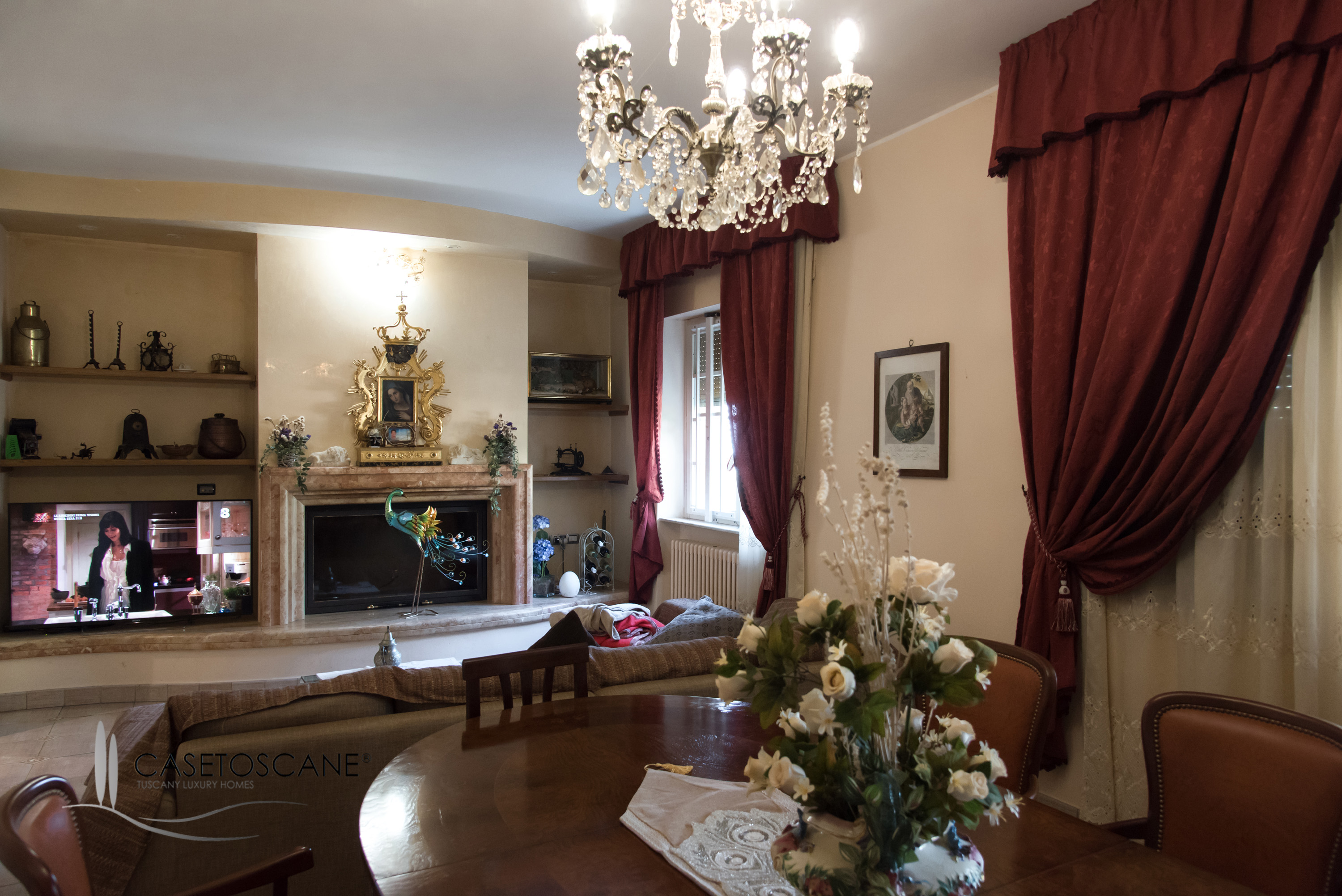 Villa ristrutturata con parco nelle colline a due passi da Arezzo.