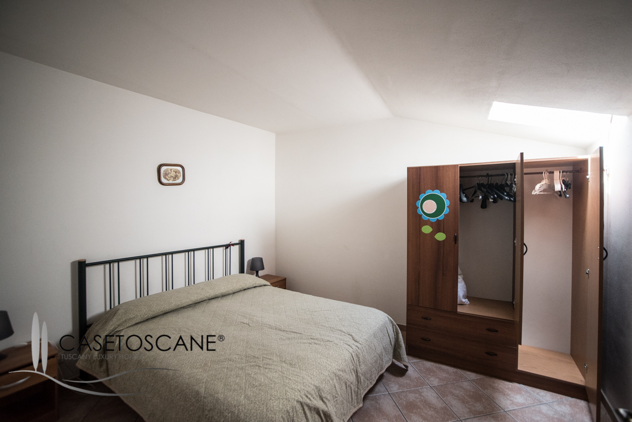 2898 - Tipico appartamento ristrutturato nel centro storico di Lucignano (AR).