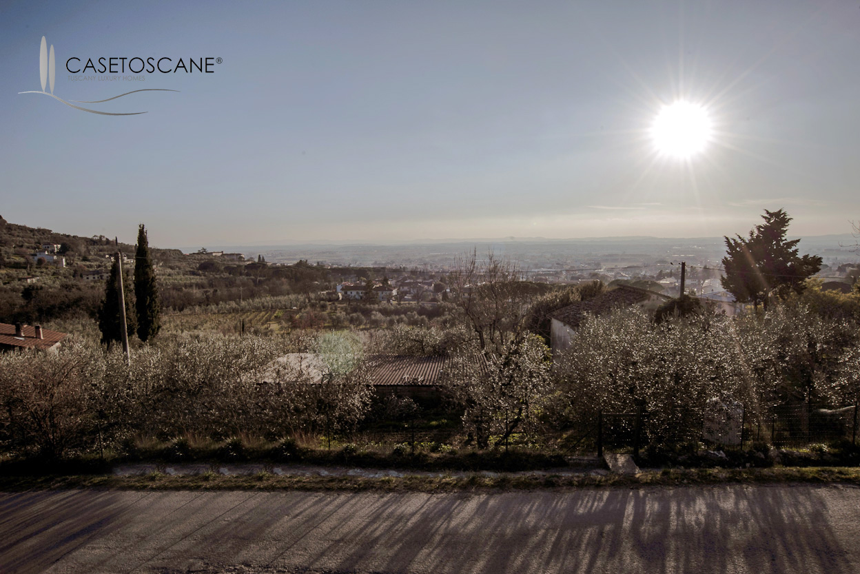 2747 - Casale di mq.340 in ottime condizioni con piscina in meravigliosa posizione panoramica a Castiglion Fiorentino(AR)