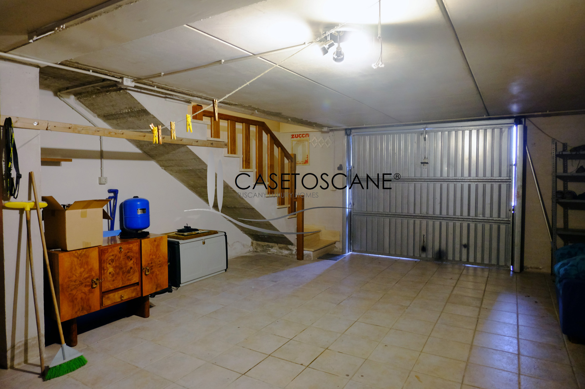 3174 - Villetta a schiera capotesta, recente costruzione, mq.95 con giardino di mq.100 e garage a due passi dal centro di Lucignano (AR).